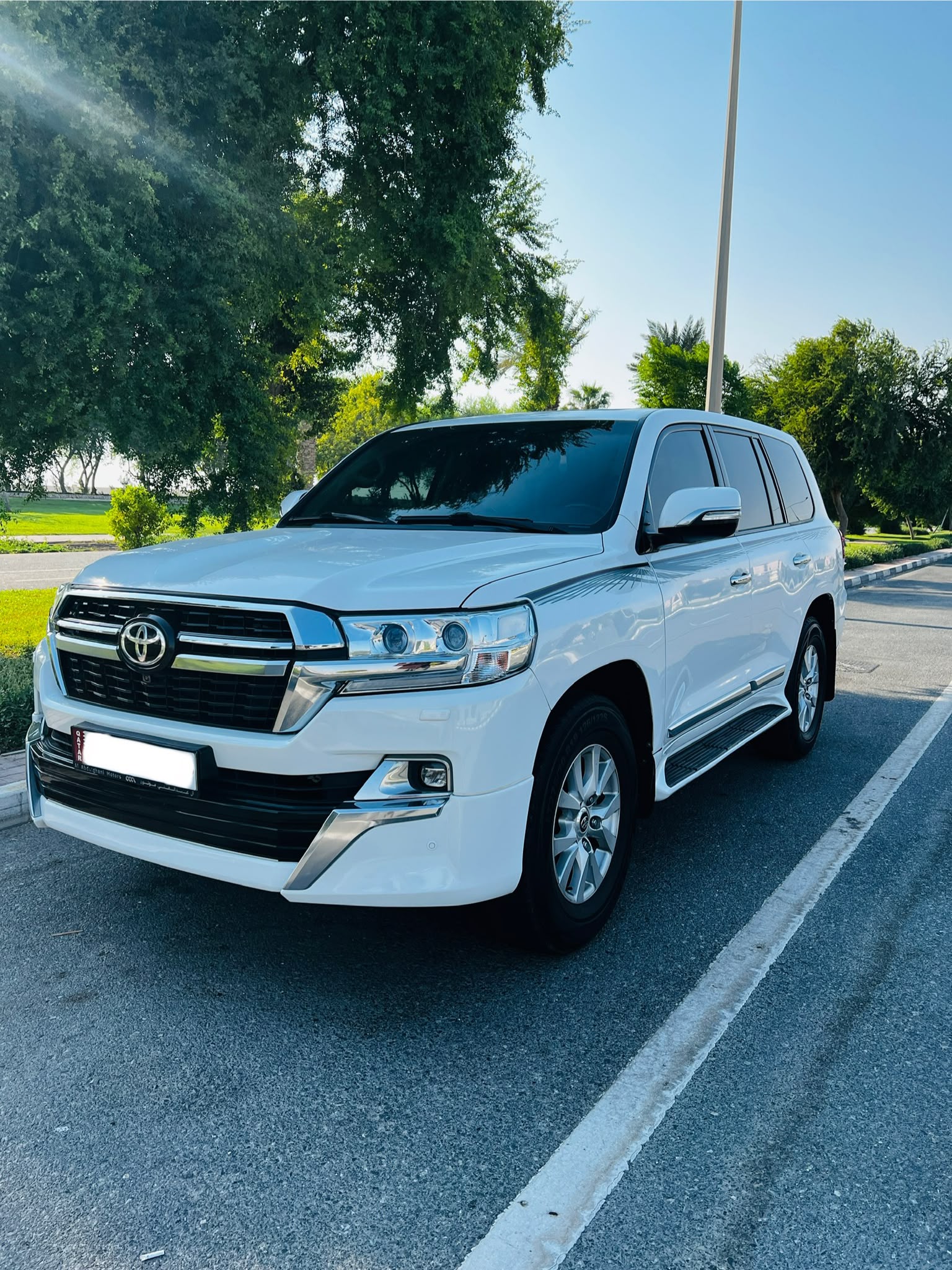 LAND CRUISER